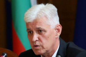 Болгария отказывается поставлять Украине тяжелое вооружение  