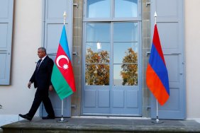 Пашинян підтвердив готовність Єревана підписати з Баку мирний договір  