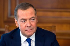 Медведев признал, что Россия очутилась в тотальной изоляции. 