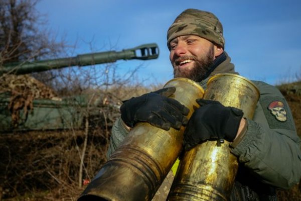 ВСУ отразили более 50 вражеских атак на Донбассе и уничтожили два пункта управления РФ, - Генштаб
