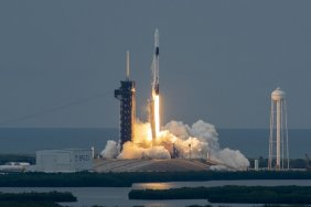 SpaceX launched a new batch of satellites into orbit