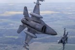 Коли очікувати на першу поставку F-16 до України: відповідь премє'ра Бельгії