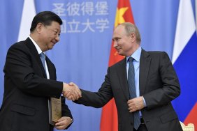 Путін у Китаї обговорюватиме із Сі Цзіньпіном вирішення проблеми банківських платежів