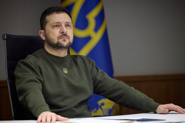 Зеленський: Україна має бути готовою до будь-яких російських дій