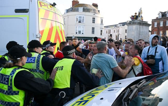 Frontnews image description