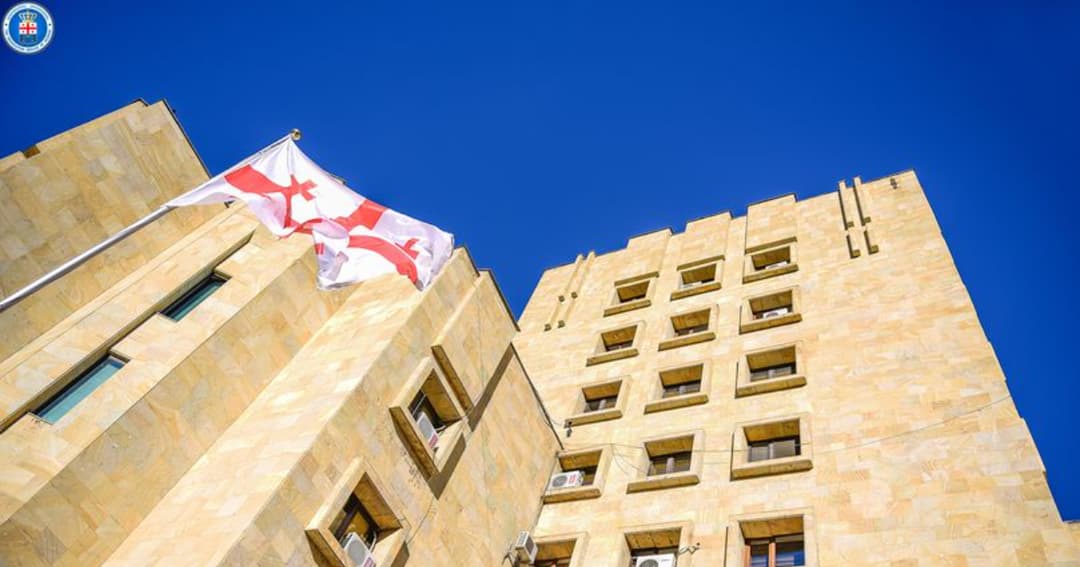 პროკურატურამ უხარისხოდ აშენებული საცხოვრებელი ფართების მოქალაქეებისთვის გადაცემის ფაქტზე ერთ პირს ბრალდება წარუდგინა