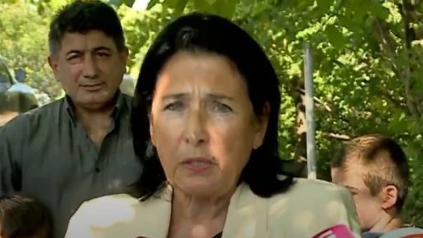 სალომე ზურაბიშვილი – ეს სოფელი მთლიანად აღდგენილი არის “უცხო აგენტების” ფულით, მადლობა მათ