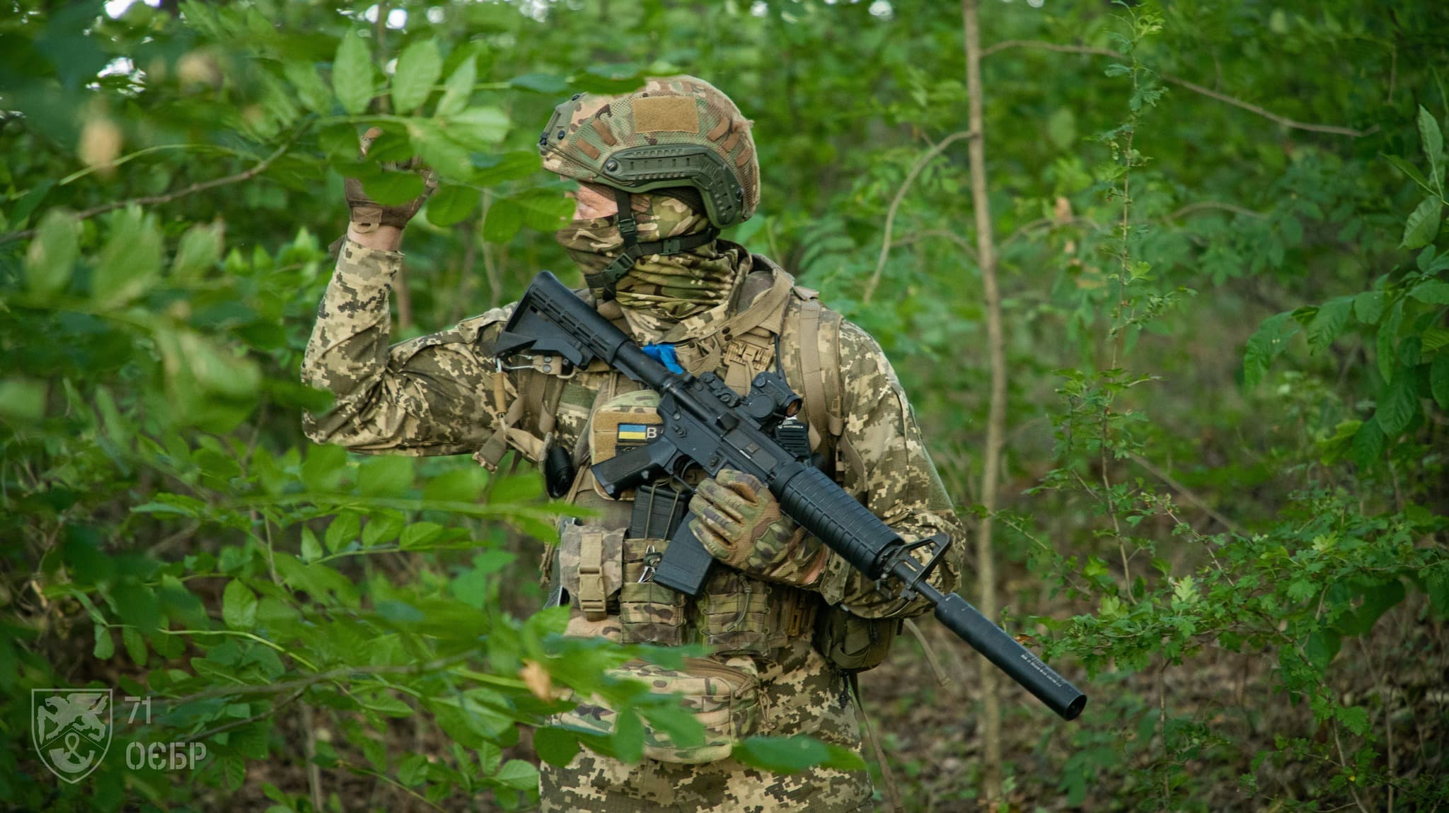 Frontnews image description