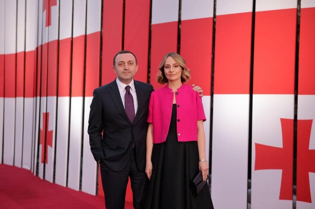 ირაკლი ღარიბაშვილი საქართველოს დამოუკიდებლობის დღესთან დაკავშირებით გამართულ საზეიმო მიღებას დაესწრო