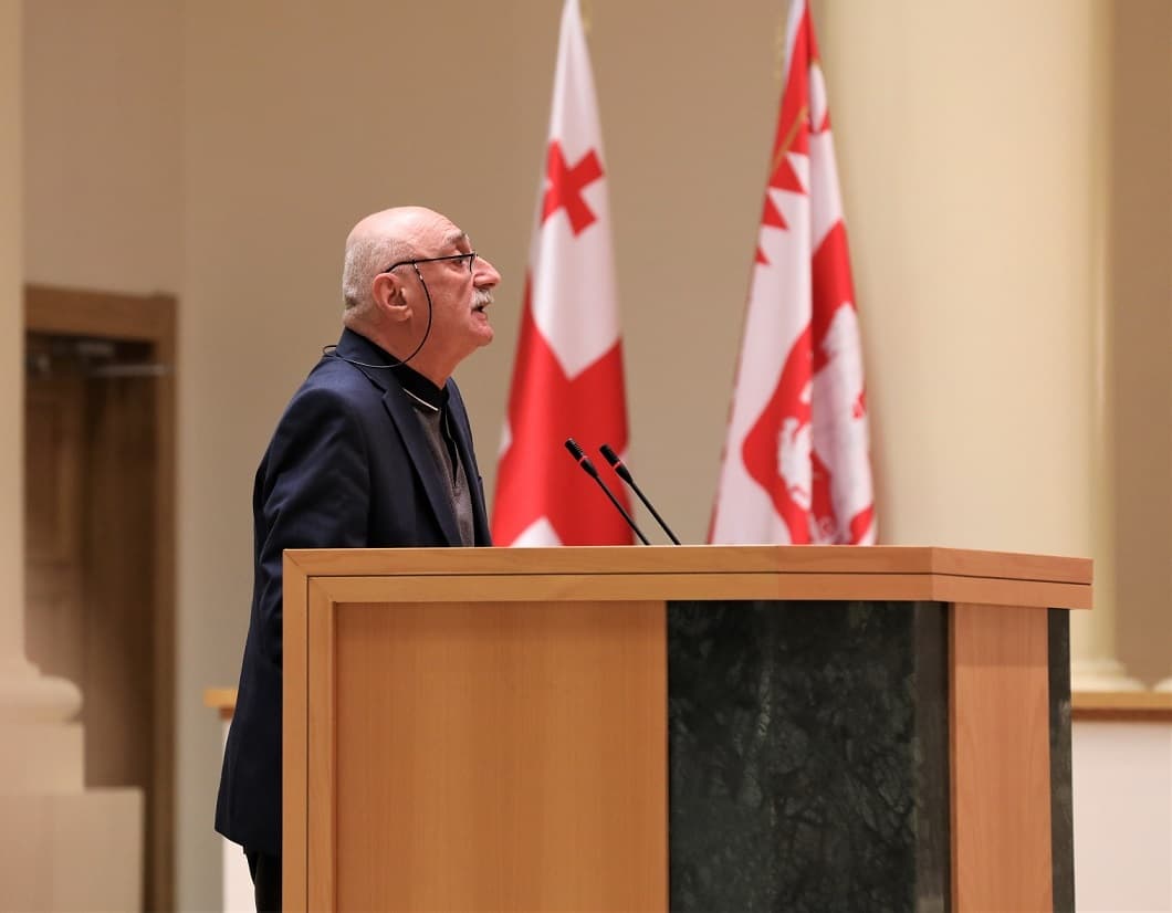 ვლადიმერ კახაძე – მინისტრის პასუხები იყო გენიალური