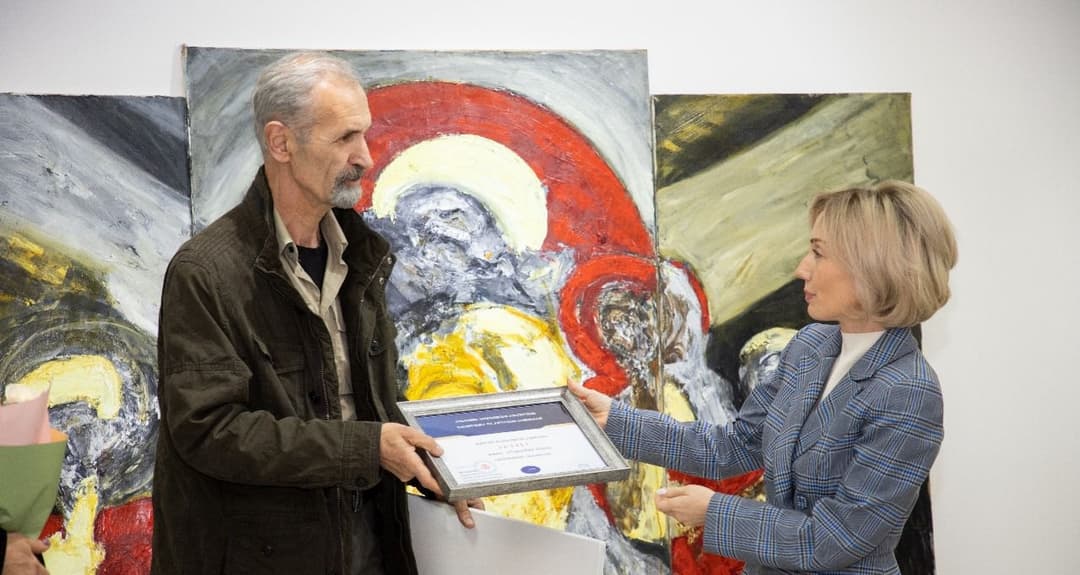 აფხაზეთის განათლებისა და კულტურის სამინისტროში ნიკოლოზ თაბუკაშვილის სახელობის პრემიის ფინალისტების დაჯილდოება გაიმართა