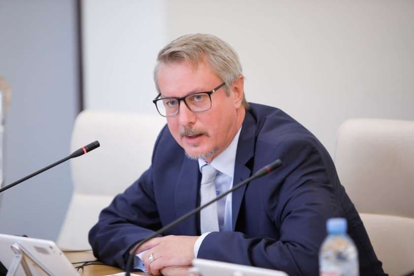 კარლ ჰარცელი – ვერ ვხედავ, რომ ამ ვიდეოს გამოქვეყნება რამენაირად ხელს შეუწყობს ვითარების განმუხტვას