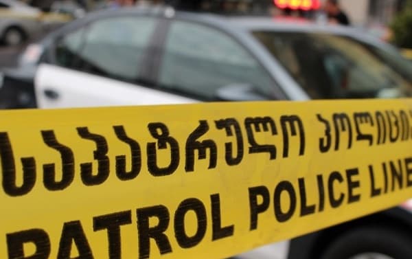 ოზურგეთში ბენზინგასამართი სადგური დააყაჩაღეს