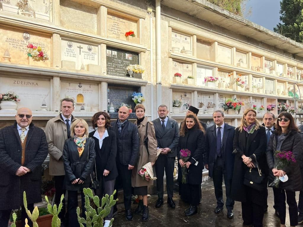 რუსლან აბაშიძემ იტალიაში მოღვაწე პირველი ქართველი დიპლომატის გიორგი აფხაზის ხსოვნას პატივი მიაგო