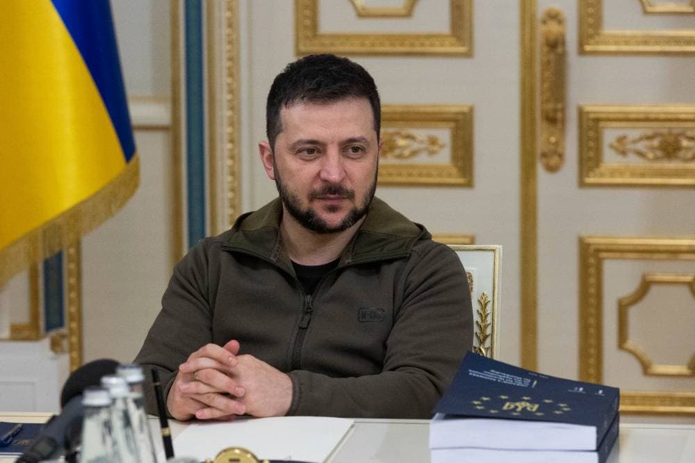 Frontnews image description