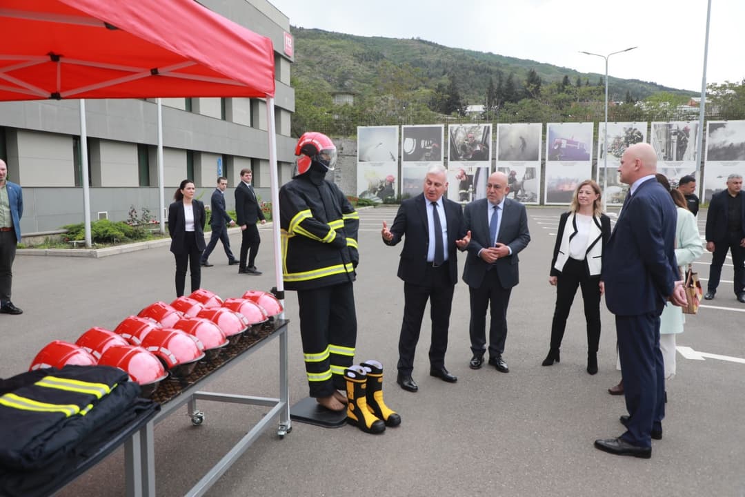 ქართველ მეხანძრე-მაშველებს თურქეთის თანამშრომლობისა და კოორდინაციის სააგენტომ ცეცხლგამძლე ფორმები გადასცა