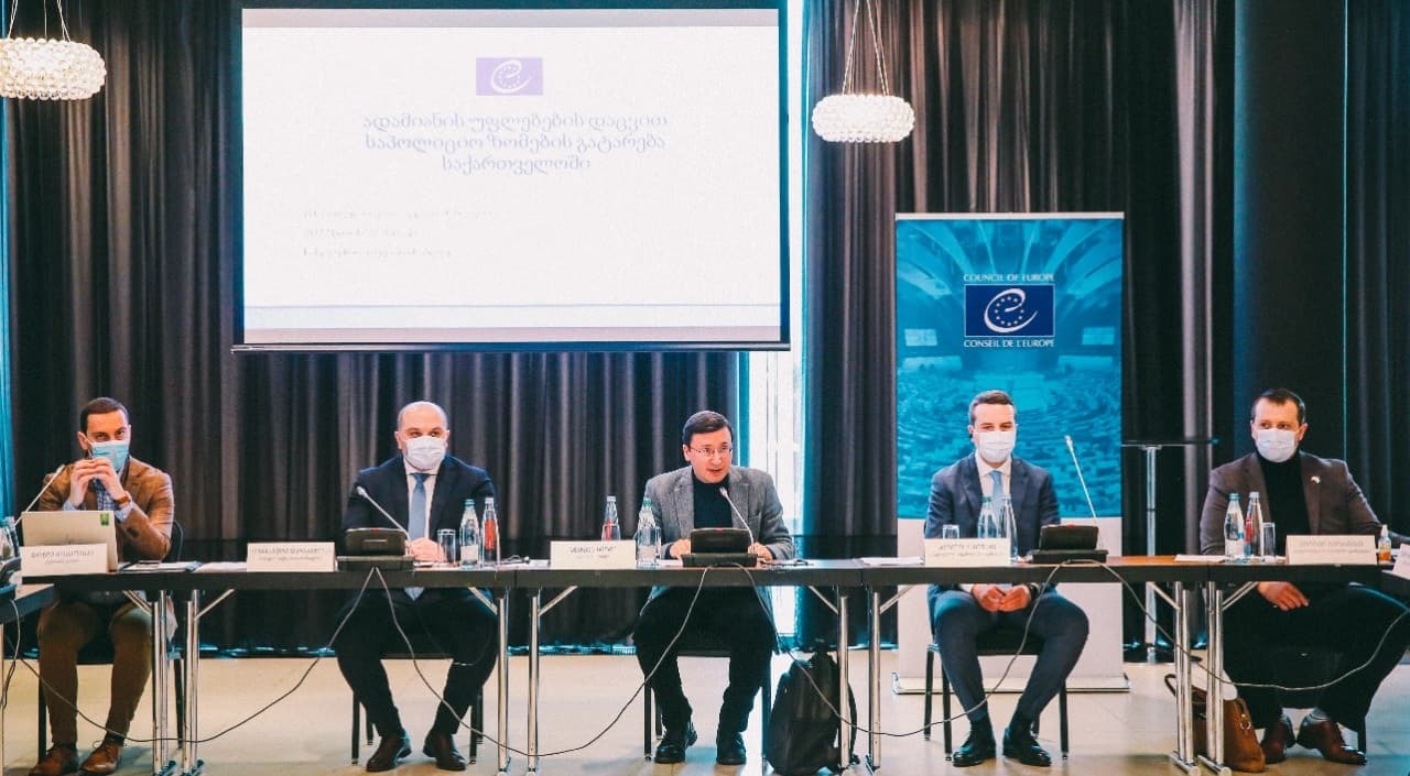 Frontnews image description