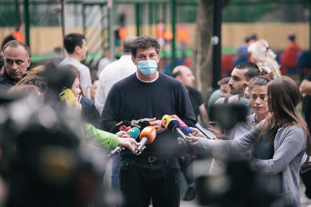 კახა კალაძე – ვერც პოლიტიკოსის და ვერც მედიაში მუშაობის სტატუსი კანონის მოქმედებას ვერ შეაჩერებს