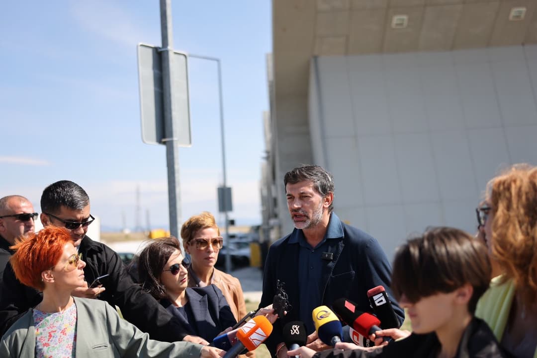 კახა კალაძე – მეგობრებო, ცეცხლს ეთამაშებით! ძალიან ფრთხილად იყავით!