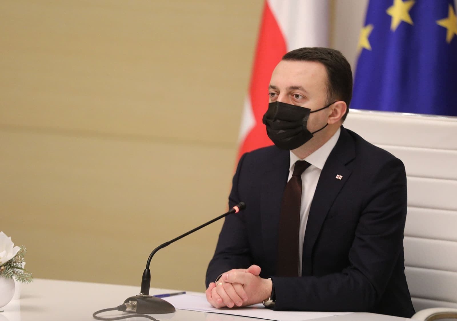 Frontnews image description