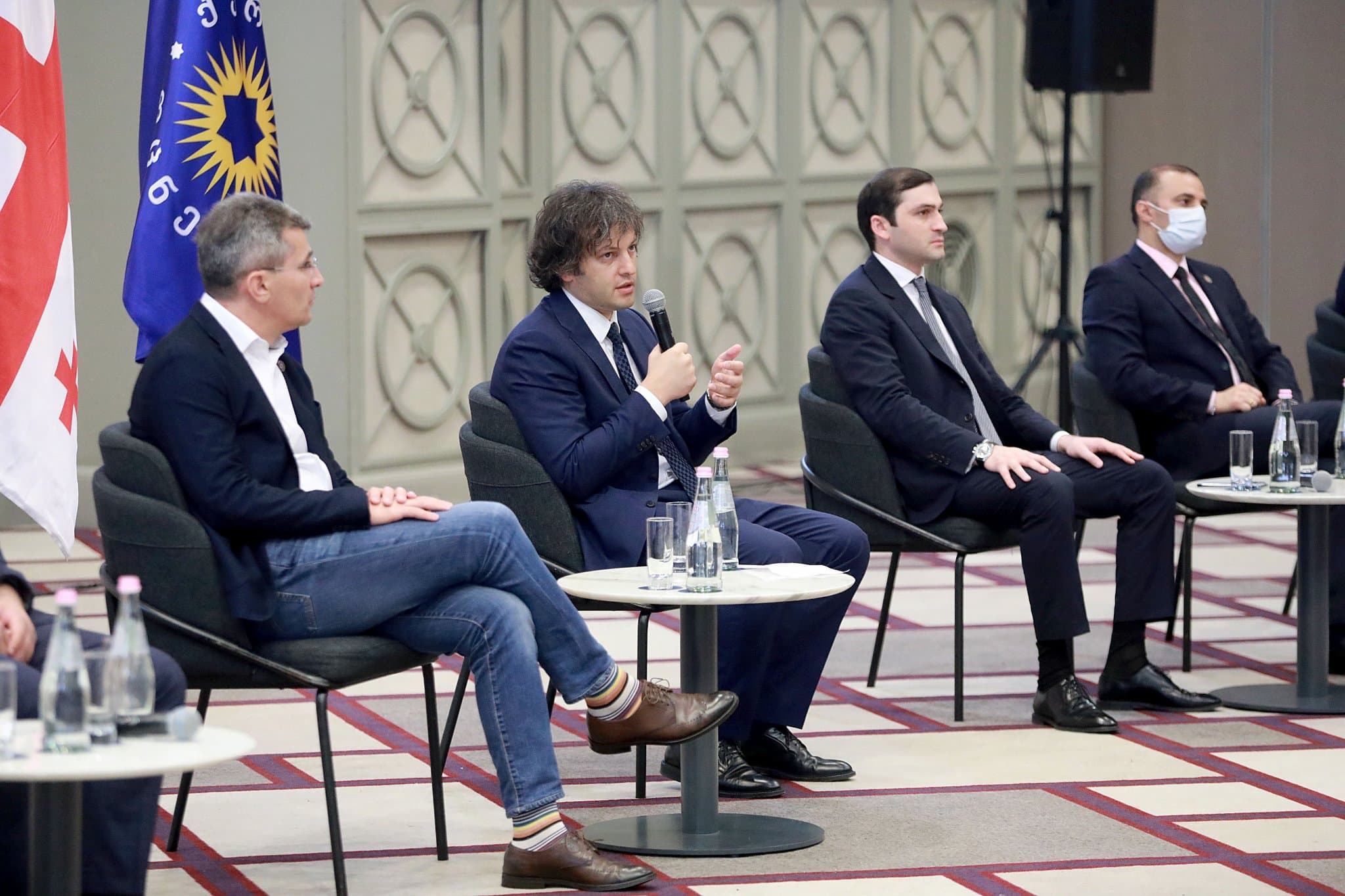 Frontnews image description