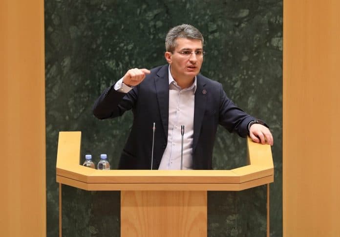 მამუკა მდინარაძე – რატომ სჭირდებათ ვახტანგ გომელაურის იმიჯის შერყევა, თუ გნებავთ ამის დასტური, ზურაბ ჯაფარიძის განცხადებები და მათი საშემოდგომო გეგმები ნახეთ