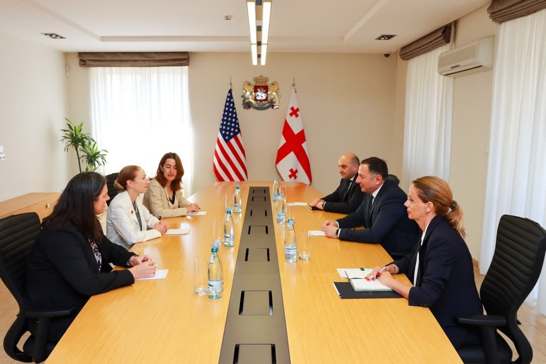 ვახტანგ გომელაურმა კელი დეგნანთან გამოსამშვიდობებელი შეხვედრა გამართა