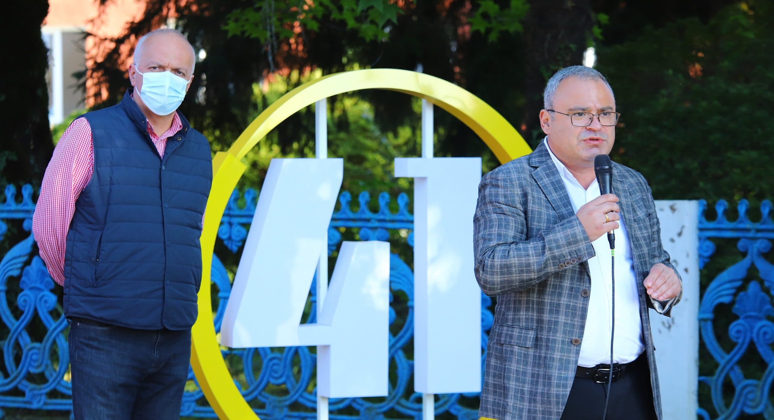 Frontnews image description