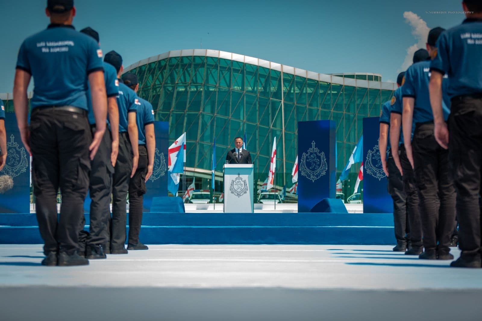 Frontnews image description