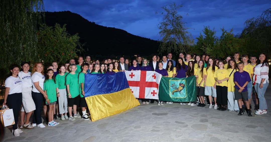 Georgian PM meets Ukrainian students at Government-supported summer camp