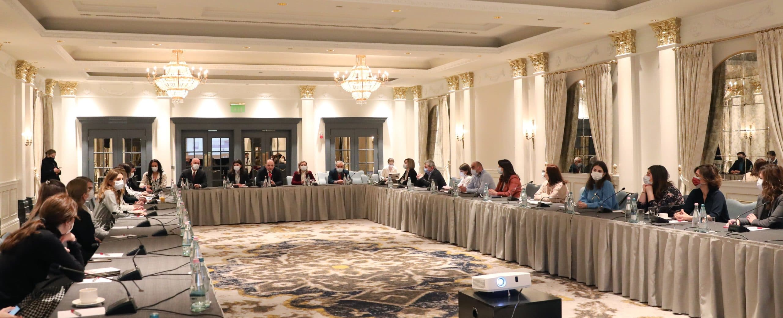 Frontnews image description