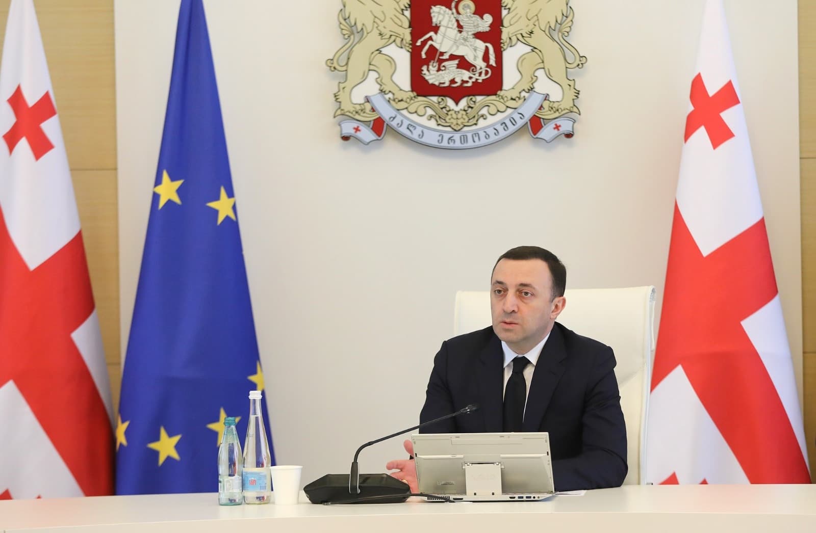 Frontnews image description