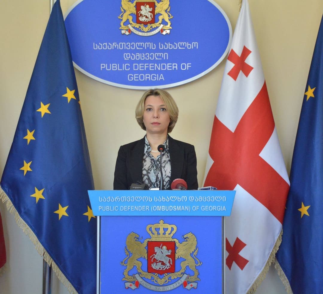 “სახალხო დამცველის აპარატის წარმომადგენლებისთვის პენიტენციურ დაწესებულებებში ვიზიტი საფრთხის შემცველი გახდა”