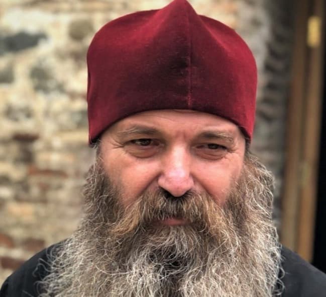 “ეკლესიაში რომ ვართ ჩვენ კაცობაც ვიცით და ყველაფერი, თუ სადმე ომი ყოფილა, ყველგან ნაომარი ვარ მე და ჭკვიანად იყვნენ”