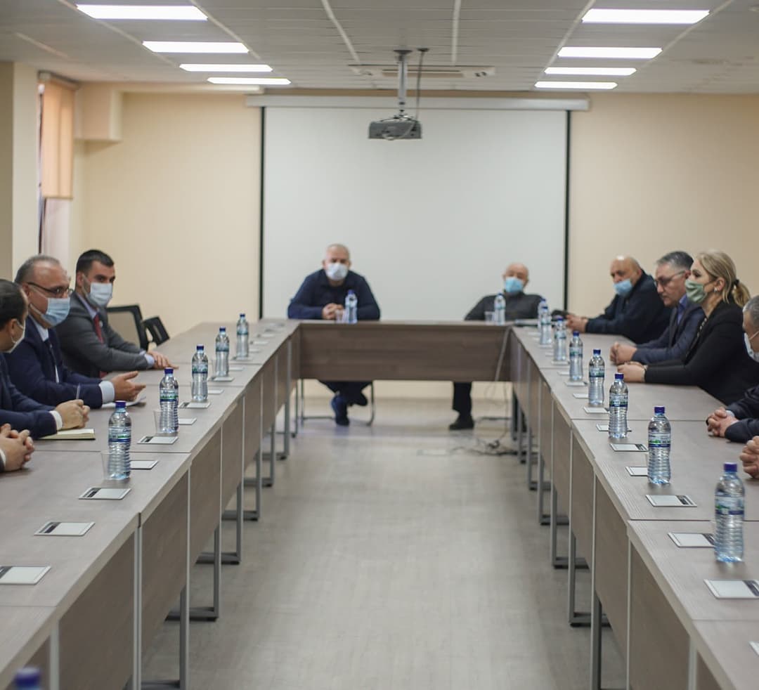 ე.წ ფიროსმანის “კახური ღვინოს“ და  ე.წ “ყინწვისის“ საქმეზე ყოფილი მსჯავრდებულების მიმართ გამამართლებელი განაჩენი დადგინდა