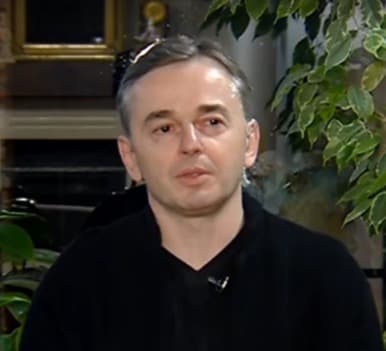 “ცოტა ხნის წინ გოჩა სვანიძე და ირაკლი აბუსერიძე ერთმანეთს ქურდობას აბრალებდნენ, ახლა კი ერთად გვმოძღვრავენ”