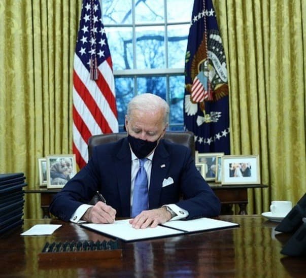 Biden says that, unlike Trump, he will strongly oppose Russia’s actions