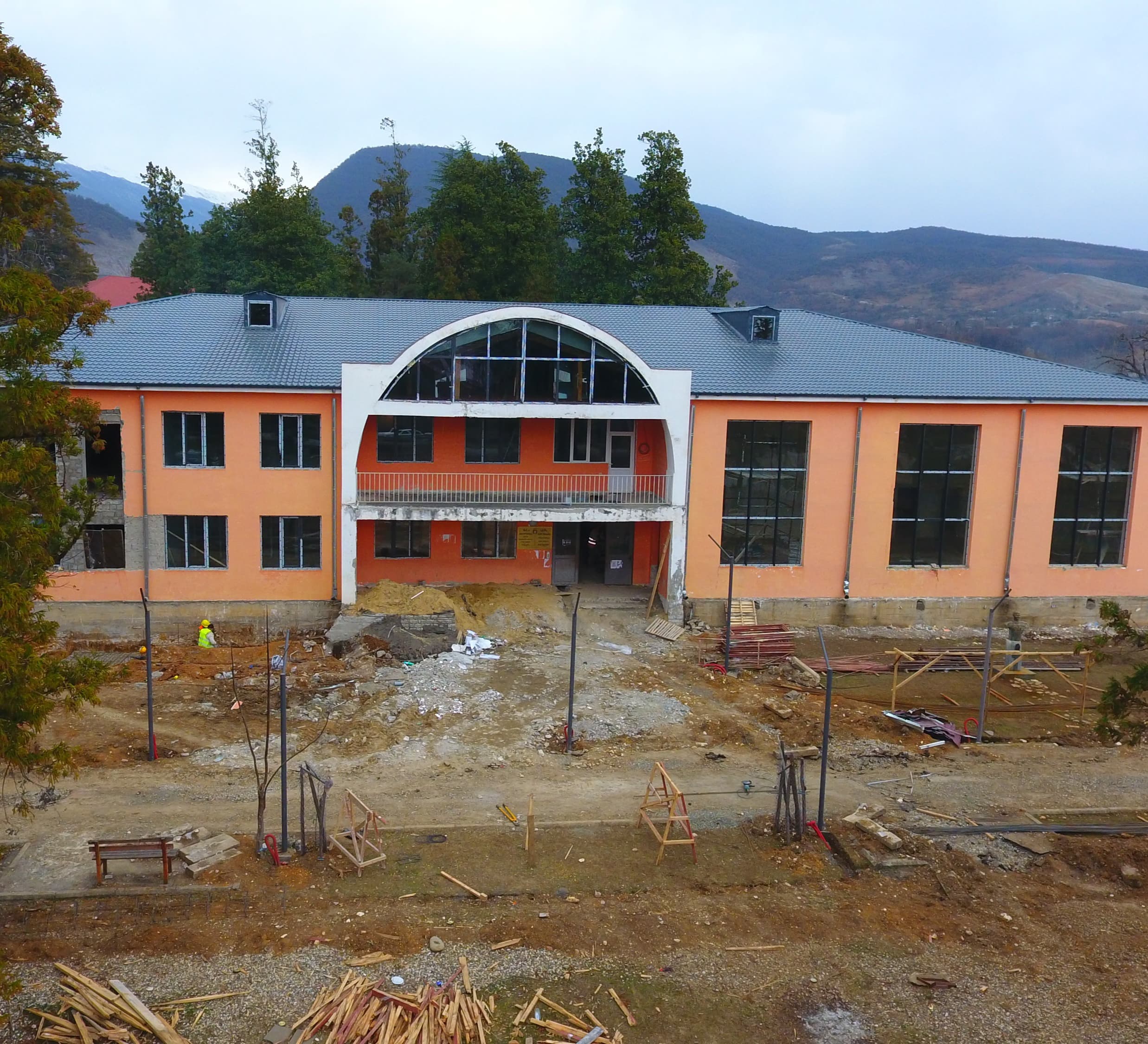 Frontnews image description