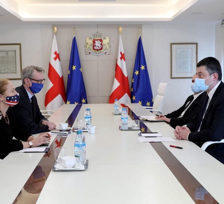 პრემიერმა ელჩებს გახელაძის და სხვა მოქალაქეების გათავისუფლების მიზნით მაქსიმალური მხარდაჭერა სთხოვა