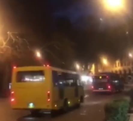 მუნიციპალურმა ტრანსპორტმა მუშაობა განაახლა