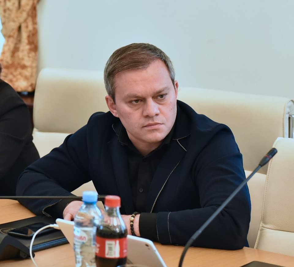 ირაკლი აბუსერიძეს რაგბის კავშირის პრეზიდენტად და გამგეობის ახალი წევრების რეგისტრაციაზე უარი ეთქვა