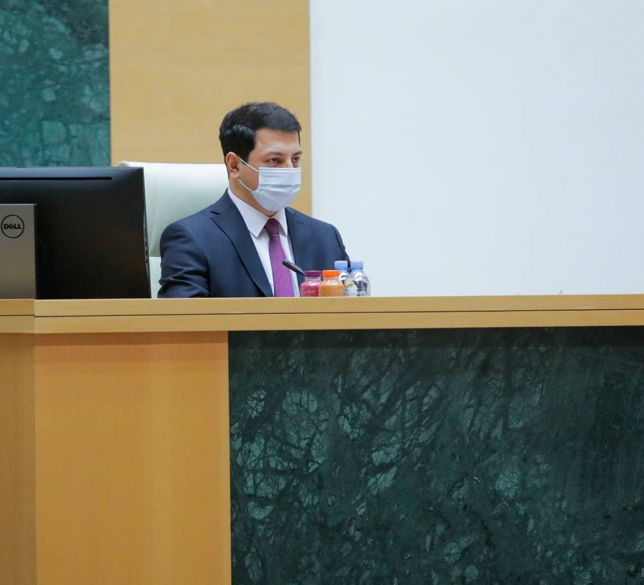 Frontnews image description