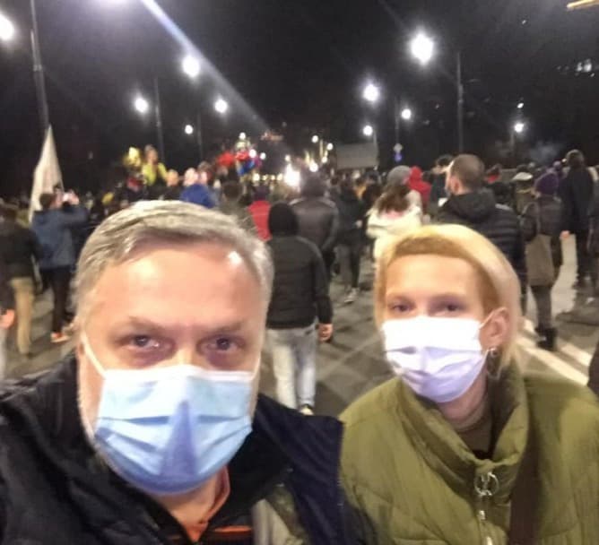 Frontnews image description