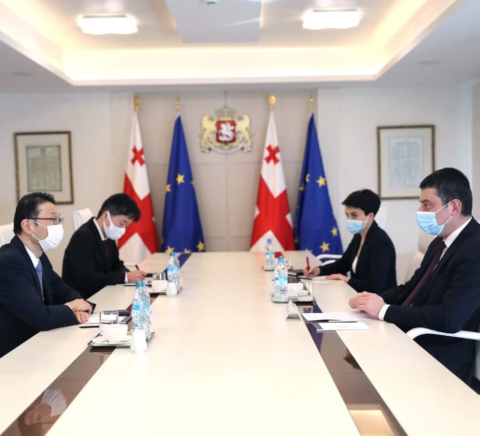 Frontnews image description