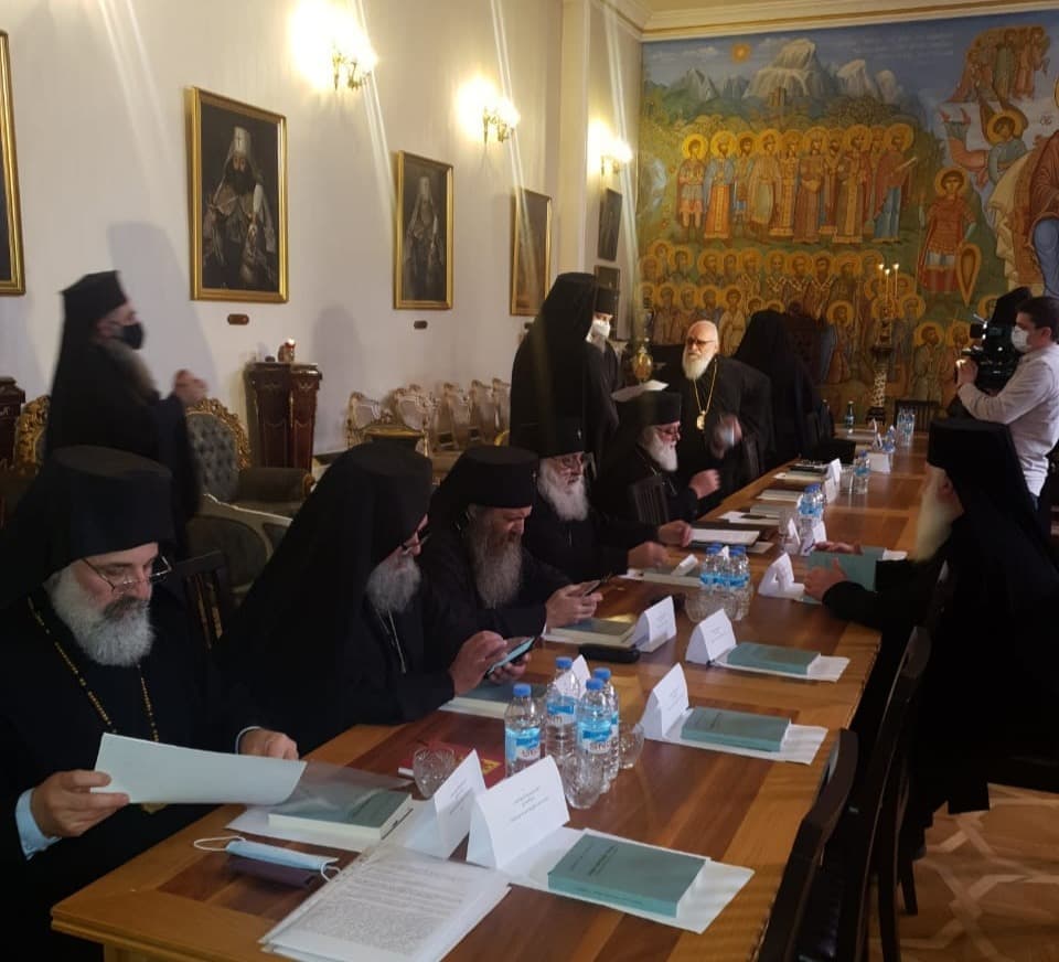 “ბიბლიური თავისუფლების“ წევრებს ეკრძალებათ როგორც წმინდა ზიარება, ასევე სხვა საეკლესიო მსახურებაში მონაწილეობა, ვიდრე არ შეინანებენ ცოდვას”