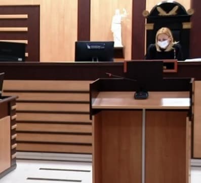 მოსამართლე ნიკა მელიას საქმეზე გადაწყვეტილების მისაღებად გავიდა