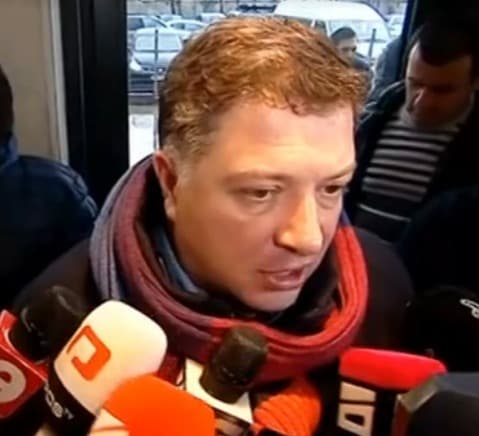 “მოდით მეგობრებო, დავიცავთ ჩვენ თავს, კონსტიტუციას, ნიკას მაინც ვერ დაიჭერენ”