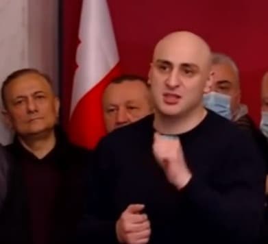 “ძალმომრეობა და ძალადობა დამთავრებულია, თქვენ ის ჯაჭვი გაწყვიტეთ, რომელიც გეგონათ, რომ ძალიან მყარი იყო”