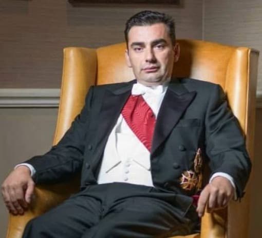 Frontnews image description