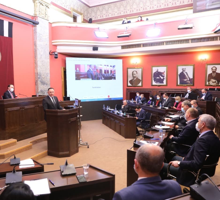 Frontnews image description